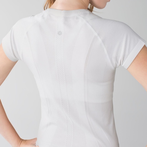 Lululemon Swiftly Tech Short Sleeve Shirt - Size Small - Picture 2 of 5